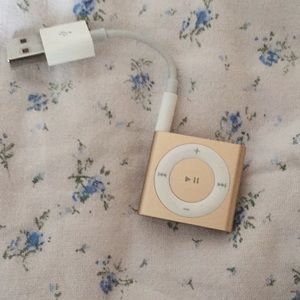 iPod shuffle 4th gen